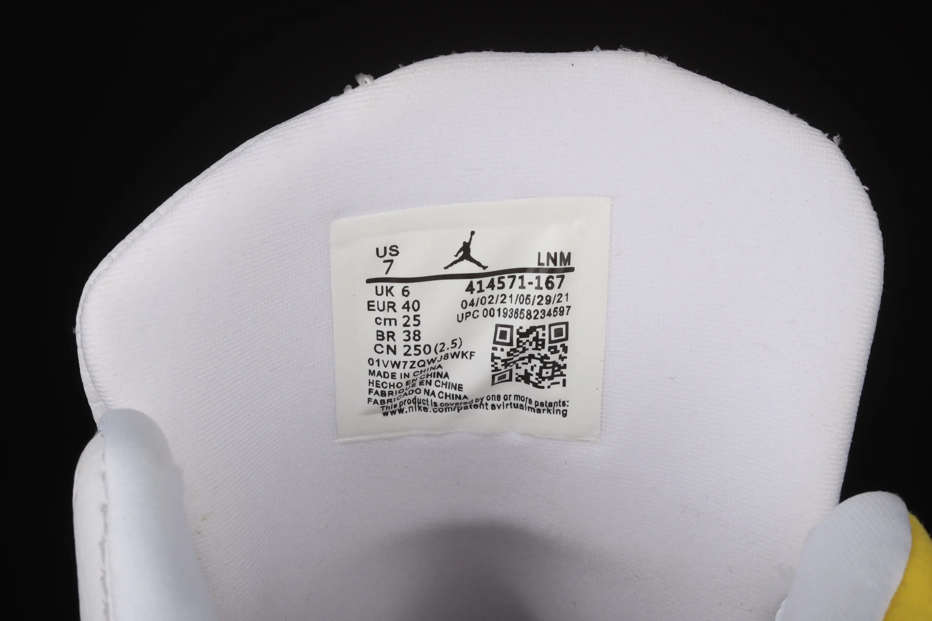 All categories Air Jordan Jordan series basketball shoes Air Jordan 13 G version Air Jordan AJ13 Retro AJ13 Joe 13 racing white and yellow 414571-167